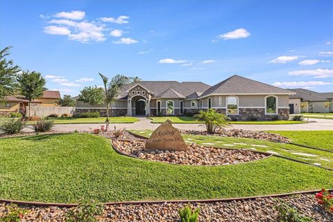 Photo of 6009 Lago Vista Drive, Corpus Christi, TX 78414 (MLS # 472644)