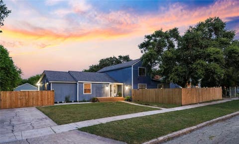 Photo of 922 Oak Park Avenue, Corpus Christi, TX 78408 (MLS # 478799)