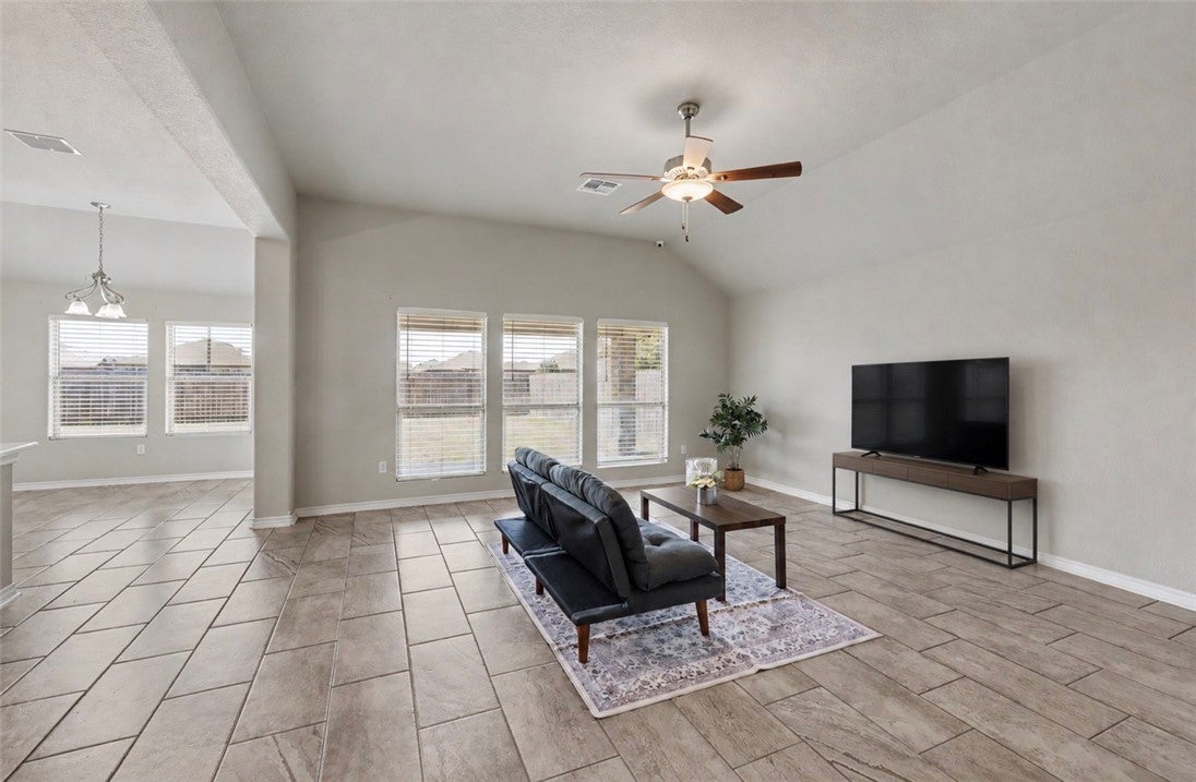 2205 Pajaro Lane