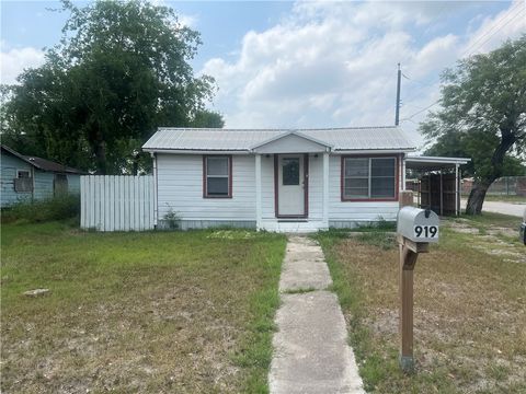 A home in Mathis