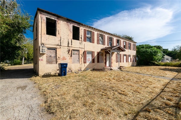 926 PARK AVE, CORPUS CHRISTI, TX 78401 - Image 41010fb00210ca063d6d4c3e3d2d0b4e/3327566103