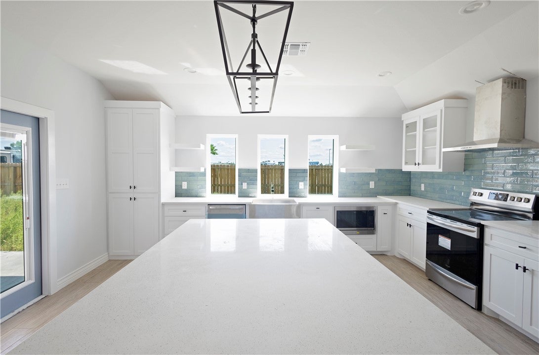 125 Shoalwater Way