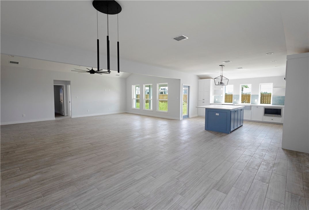 125 Shoalwater Way