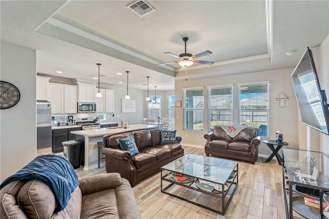 1713 Flagship Drive