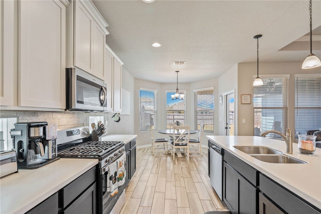 1713 Flagship Drive