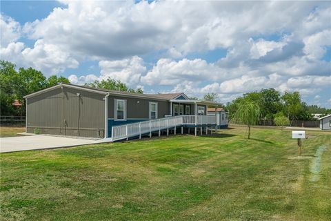 A home in Mathis