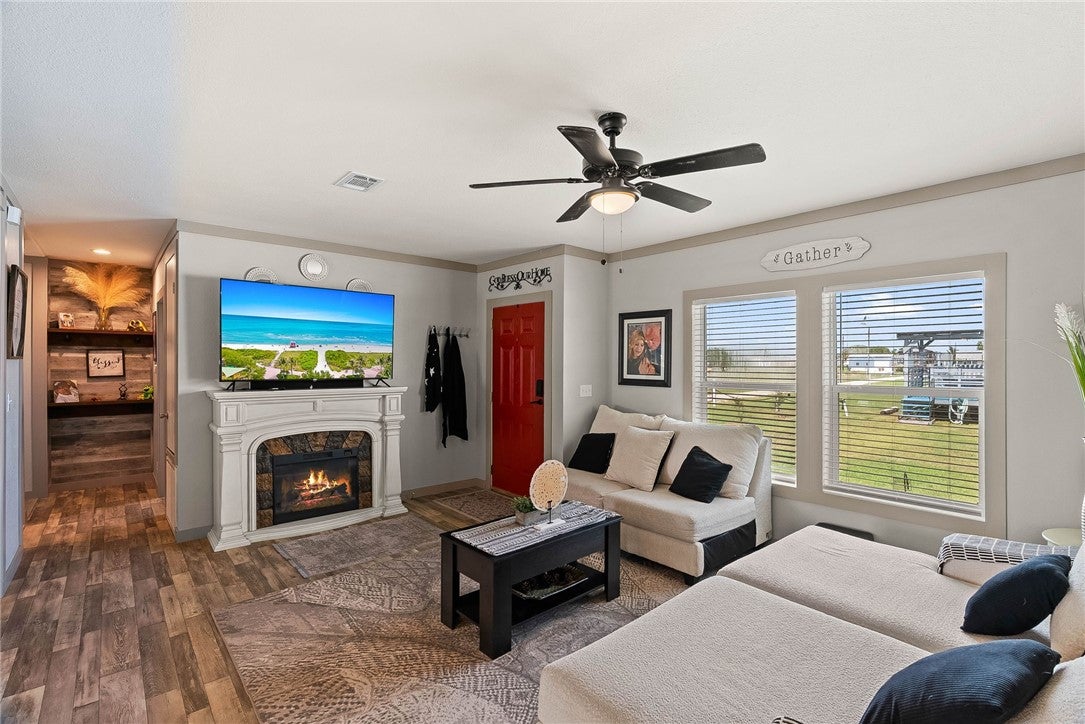 260 Allen M Parks Drive