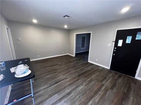 Tiny photo for 3301 Austin Street, Corpus Christi, TX 78411 (MLS # 481822)