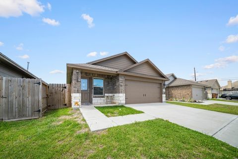 Photo of 7609 Cowboy Trail Lane, Corpus Christi, TX 78414 (MLS # 474570)