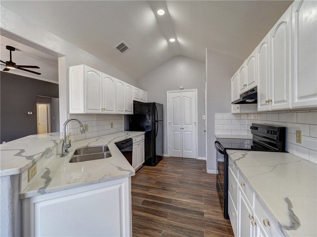 13905 Laffite Dr