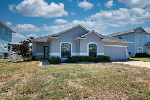 Tiny photo for 105 Windjammer Street, Rockport, TX 78382 (MLS # 480427)