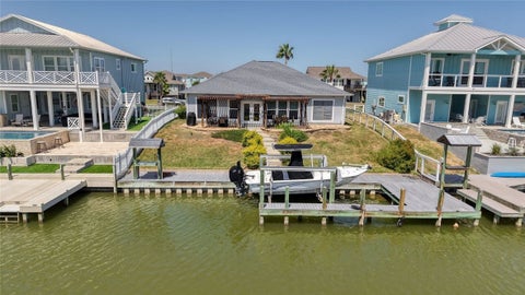 Tiny photo for 105 Windjammer Street, Rockport, TX 78382 (MLS # 480427)