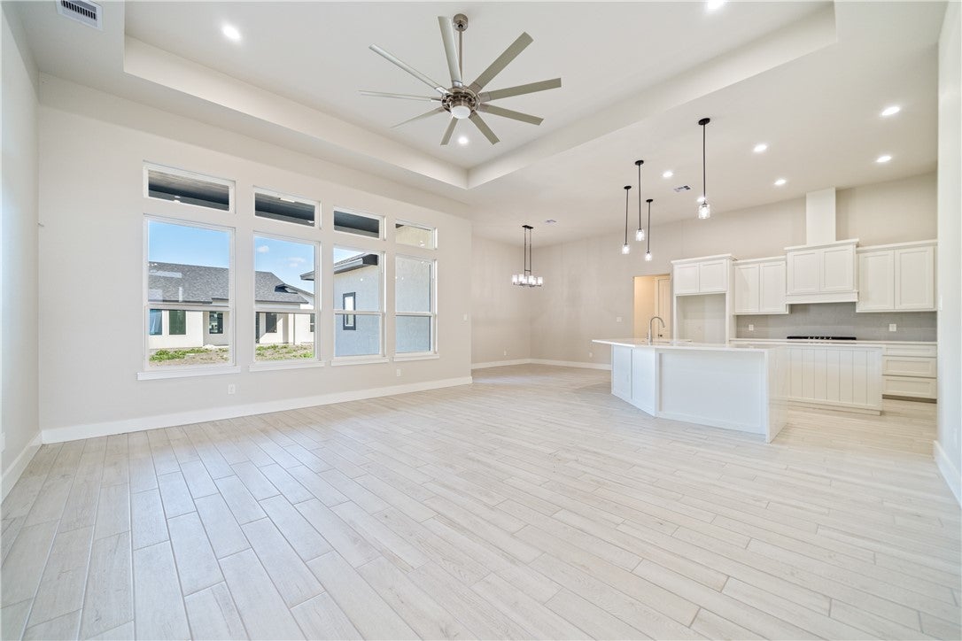 1486 Dragonstone Court