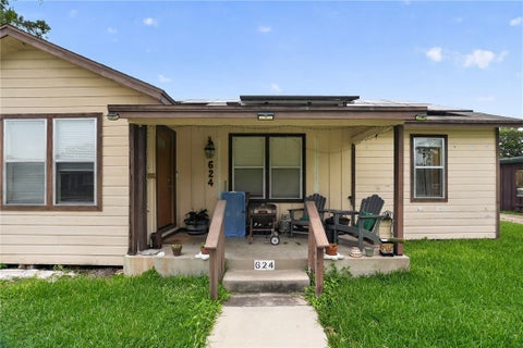 Photo of 624 Chamberlain Street, Corpus Christi, TX 78404 (MLS # 477765)