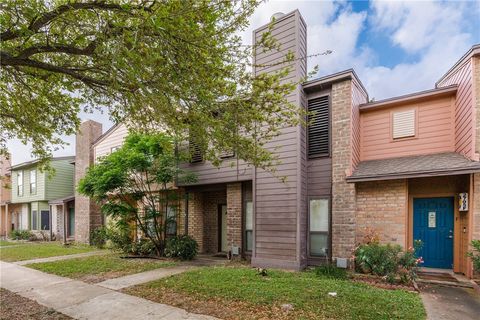 Photo of 2705 Saint Joseph #E, Corpus Christi, TX 78418 (MLS # 473914)