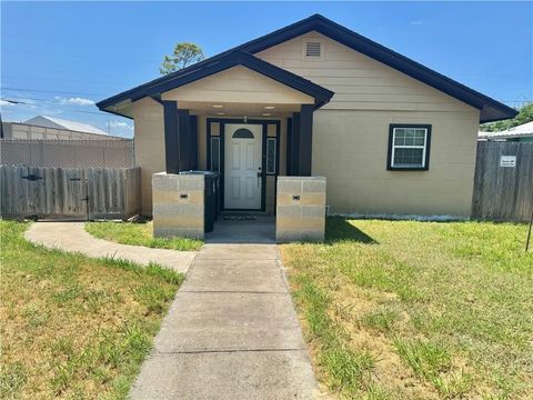 Photo of 1238 Baywood Lane, Corpus Christi, TX 78418 (MLS # 471170)