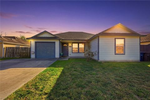 Photo of 3821 Lincoln Street, Corpus Christi, TX 78415 (MLS # 472416)