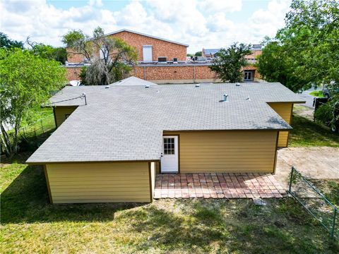 A home in George West