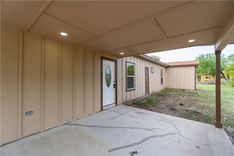 Tiny photo for 404 Dewey Avenue, Alice, TX 78332 (MLS # 482135)