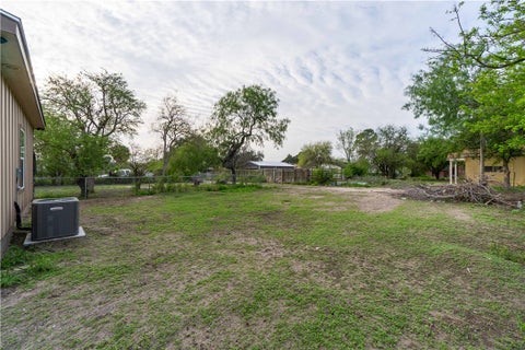 Tiny photo for 404 Dewey Avenue, Alice, TX 78332 (MLS # 482135)