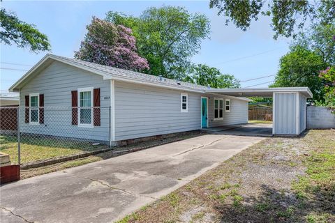 Photo of 4829 Jo Ann Street, Corpus Christi, TX 78411 (MLS # 478520)