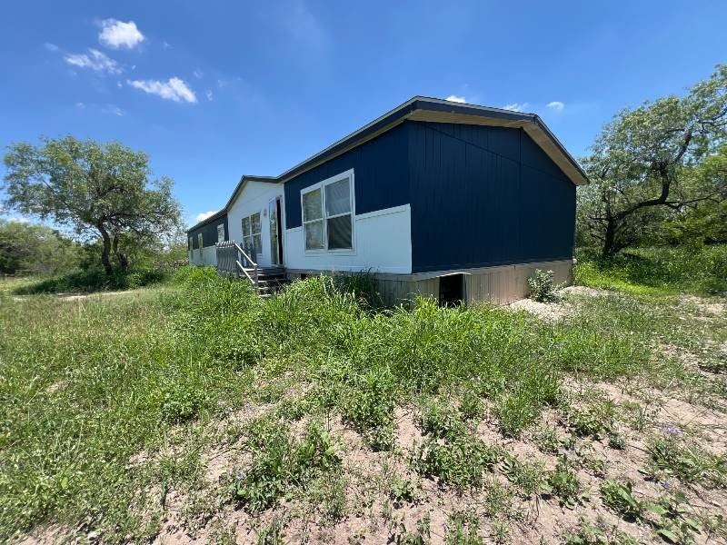 7796 Highway 359
