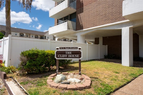 Photo of 715 S Upper Broadway Street #201, Corpus Christi, TX 78401 (MLS # 479530)