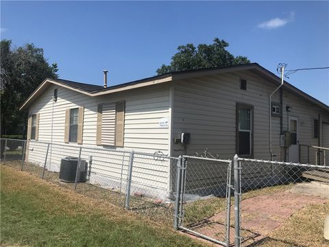 A home in Robstown