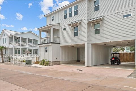 A home in Port Aransas