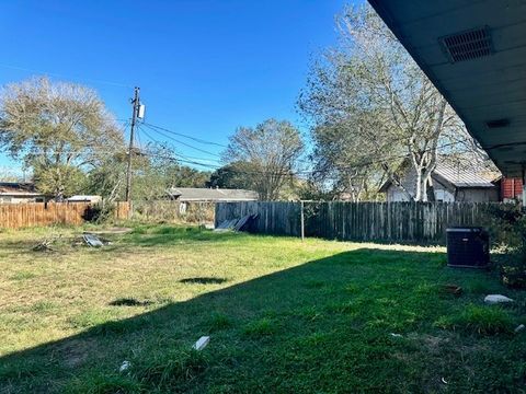 A home in Beeville