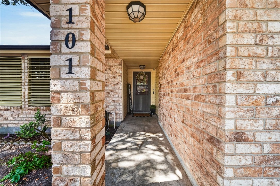 1101 Ontario Drive