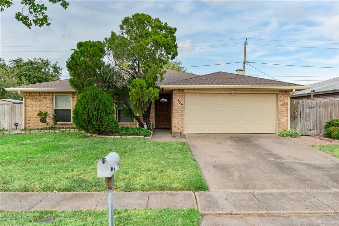 756 Alhambra Drive