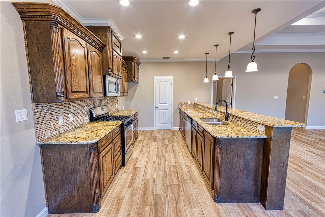 Corpus Christi, Texas 78414, United States, 4 Bedrooms Bedrooms, ,3 BathroomsBathrooms,Residential,Pending,39506