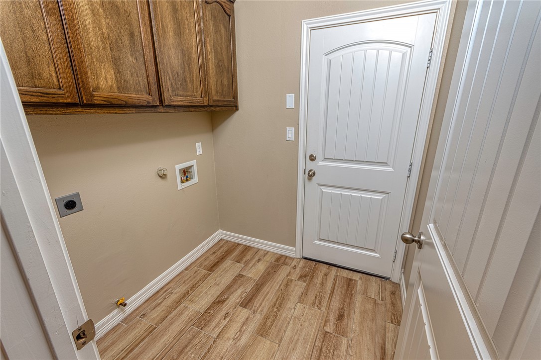 Corpus Christi, Texas 78414, United States, 4 Bedrooms Bedrooms, ,3 BathroomsBathrooms,Residential,Pending,39506