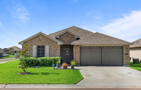 Photo of 1218 Carnaby ST, Corpus Christi, TX 78415 (MLS # 476870)