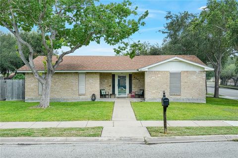 Photo of 6205 Londonderry Drive, Corpus Christi, TX 78415 (MLS # 475288)