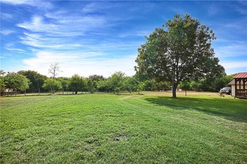 A home in Robstown