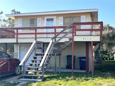 Photo of 3118 Nassau Drive, Corpus Christi, TX 78418 (MLS # 472101)