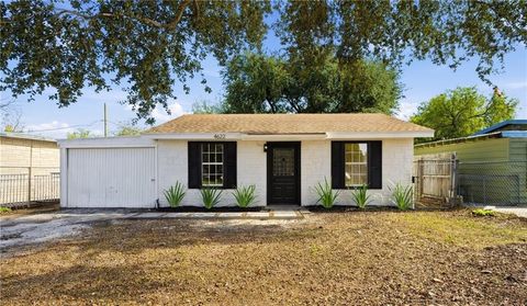 Photo of 4622 Nicholson Street, Corpus Christi, TX 78415 (MLS # 474001)