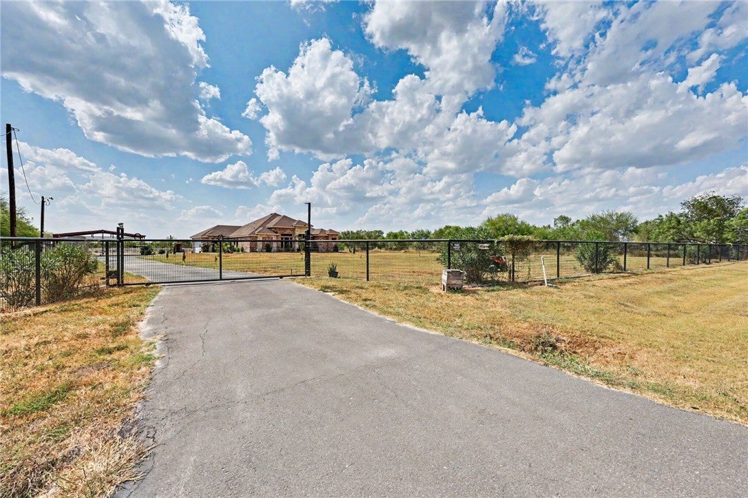 894 County Road 465