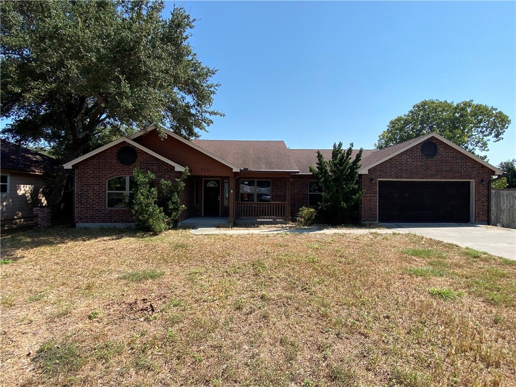 2261 Baywood