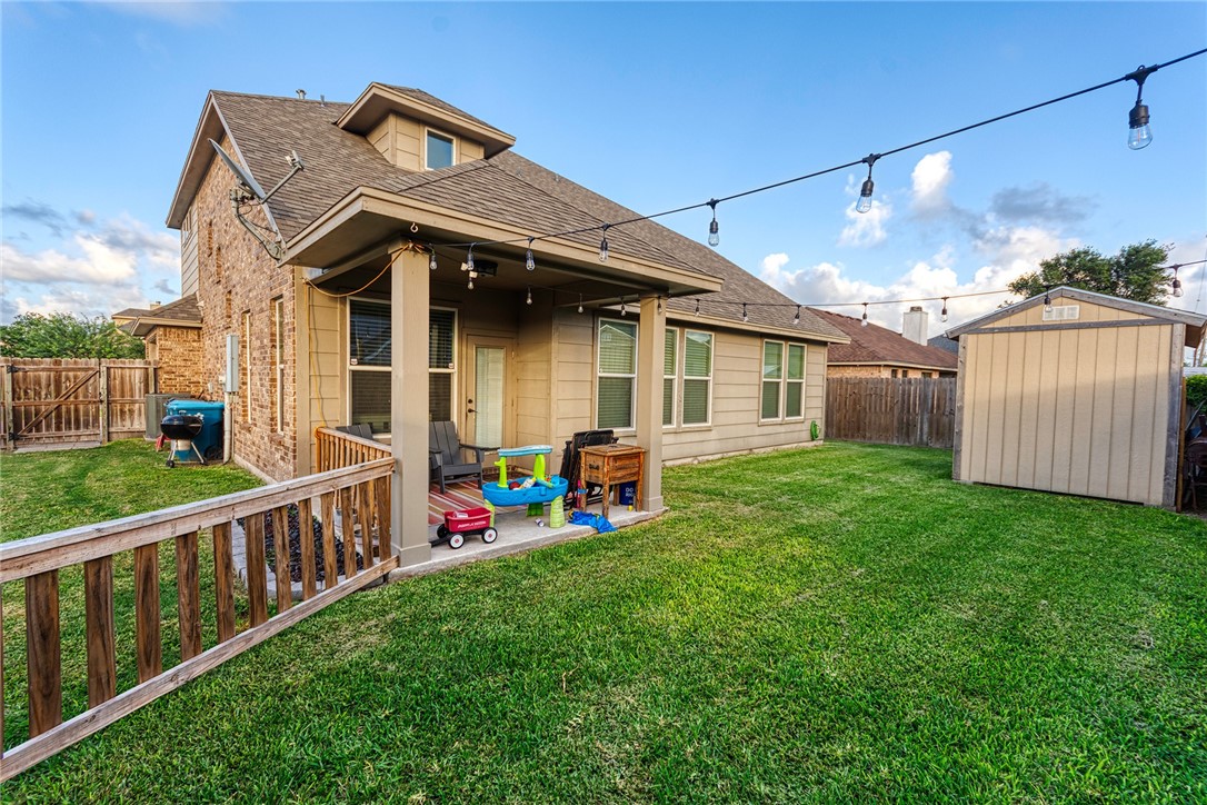 Portland, Texas 78374, United States, 4 Bedrooms Bedrooms, ,3 BathroomsBathrooms,Residential,Pending,52489