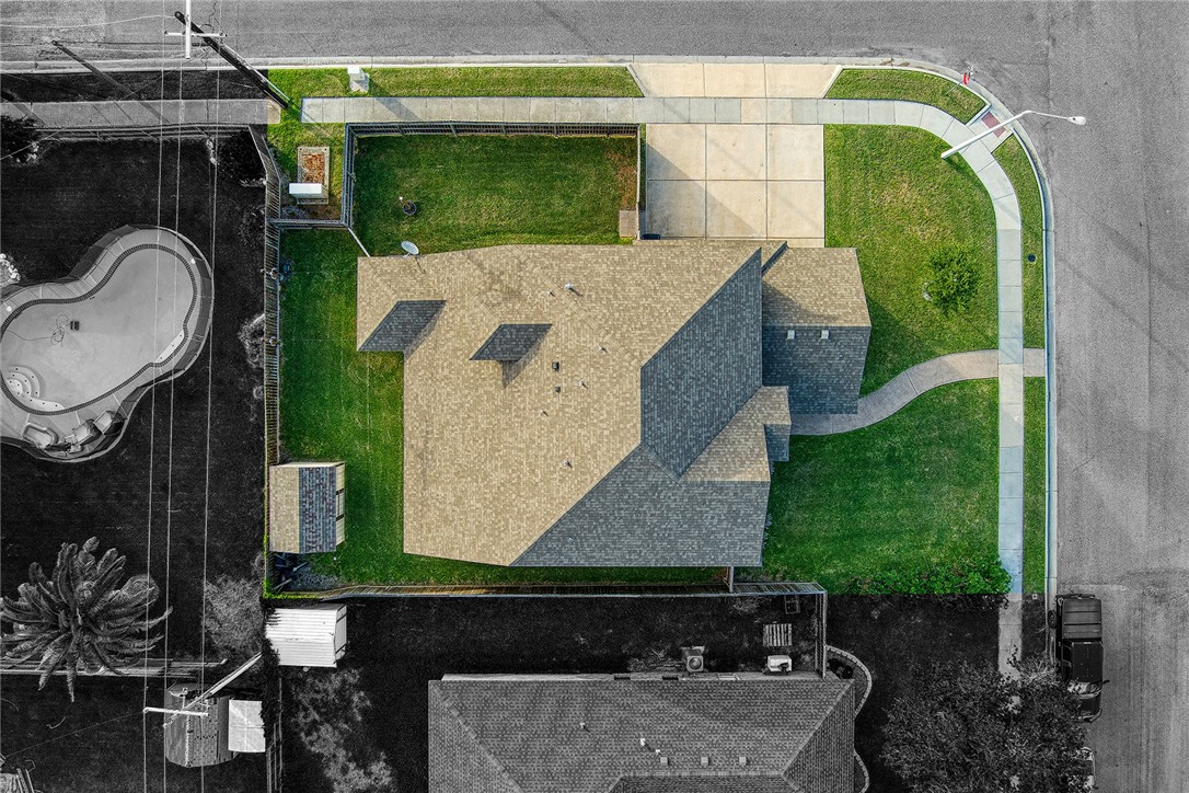 Portland, Texas 78374, United States, 4 Bedrooms Bedrooms, ,3 BathroomsBathrooms,Residential,Pending,52489