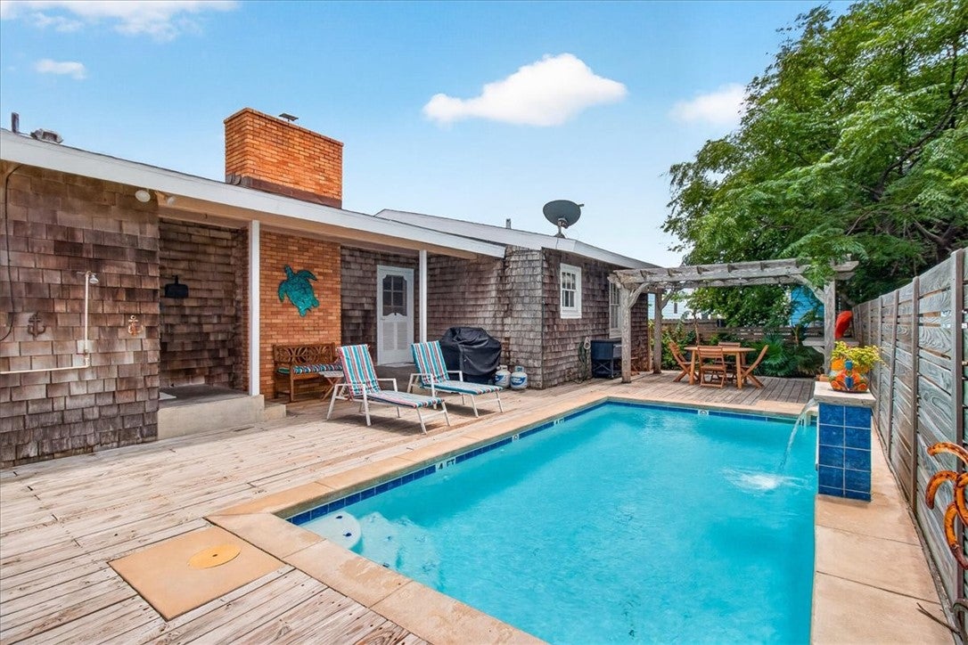 343 Oleander Street