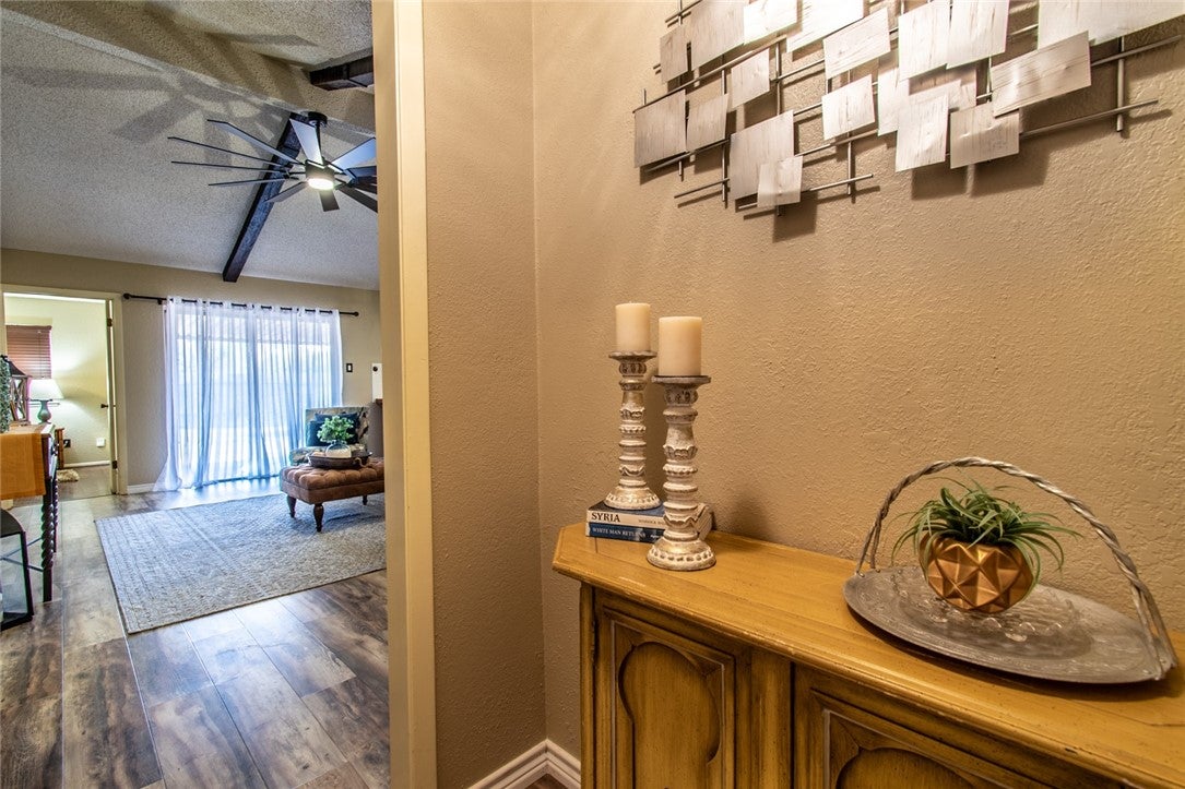 6733 Rhonda Drive