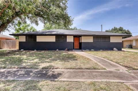 Photo of 4329 Marie Street, Corpus Christi, TX 78411 (MLS # 479747)