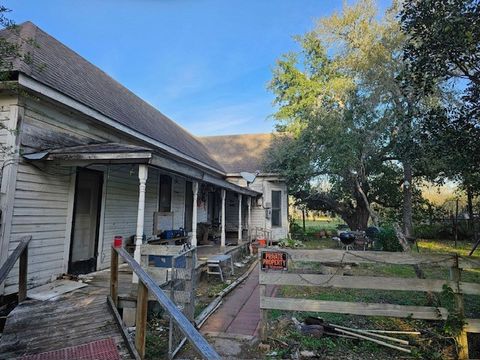 A home in Beeville