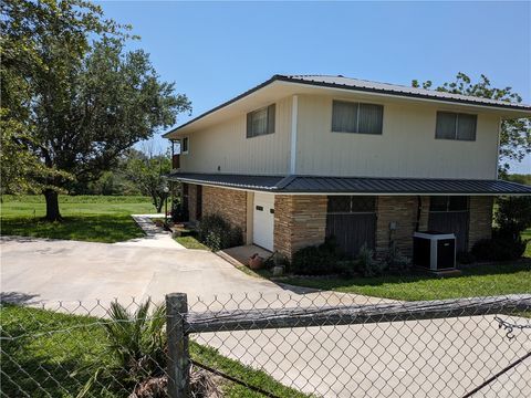 A home in George West