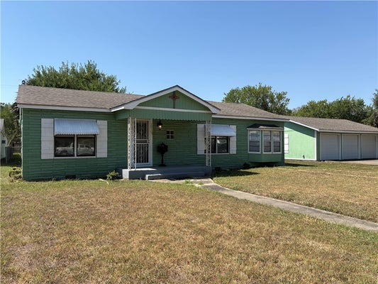 1010 E FULTON ST, SINTON, TX 78387 - Image 6a4d62b3c9169b9d0f9bea64db865f21/3131417206