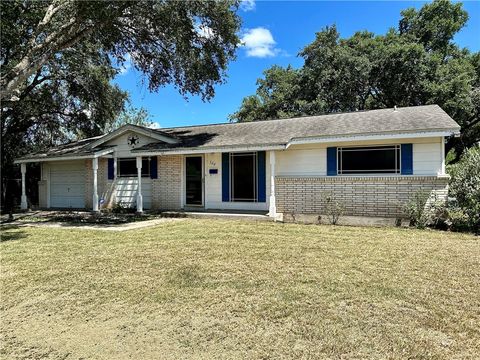 700 W 5th Street, Alice, TX 78332 - #: 445711